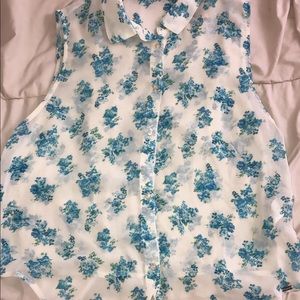 Foral button down